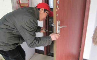 开锁换锁芯一般需要多少钱？